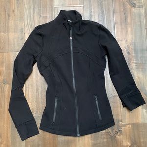 Black Lululemon jacket. Size 4.